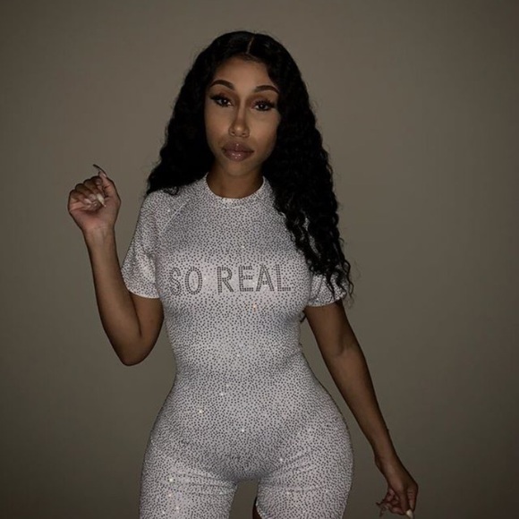 gsuwoo freeze tag romper white - Picture 1 of 3